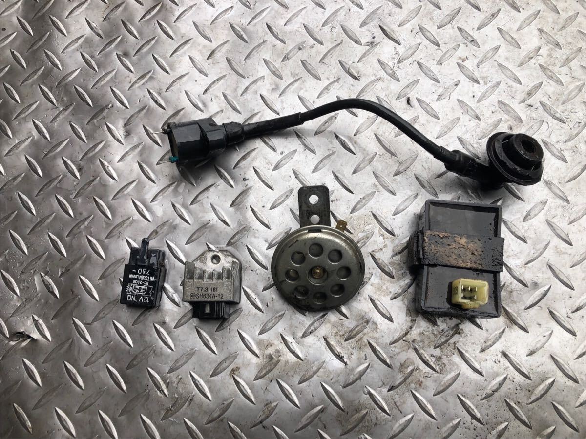 56841■ ホンダ ディオフィット AF27 (400番台〜) 実働 CDI イグニッションコイル レギュレーター ホーン リレー 電装系拍卖