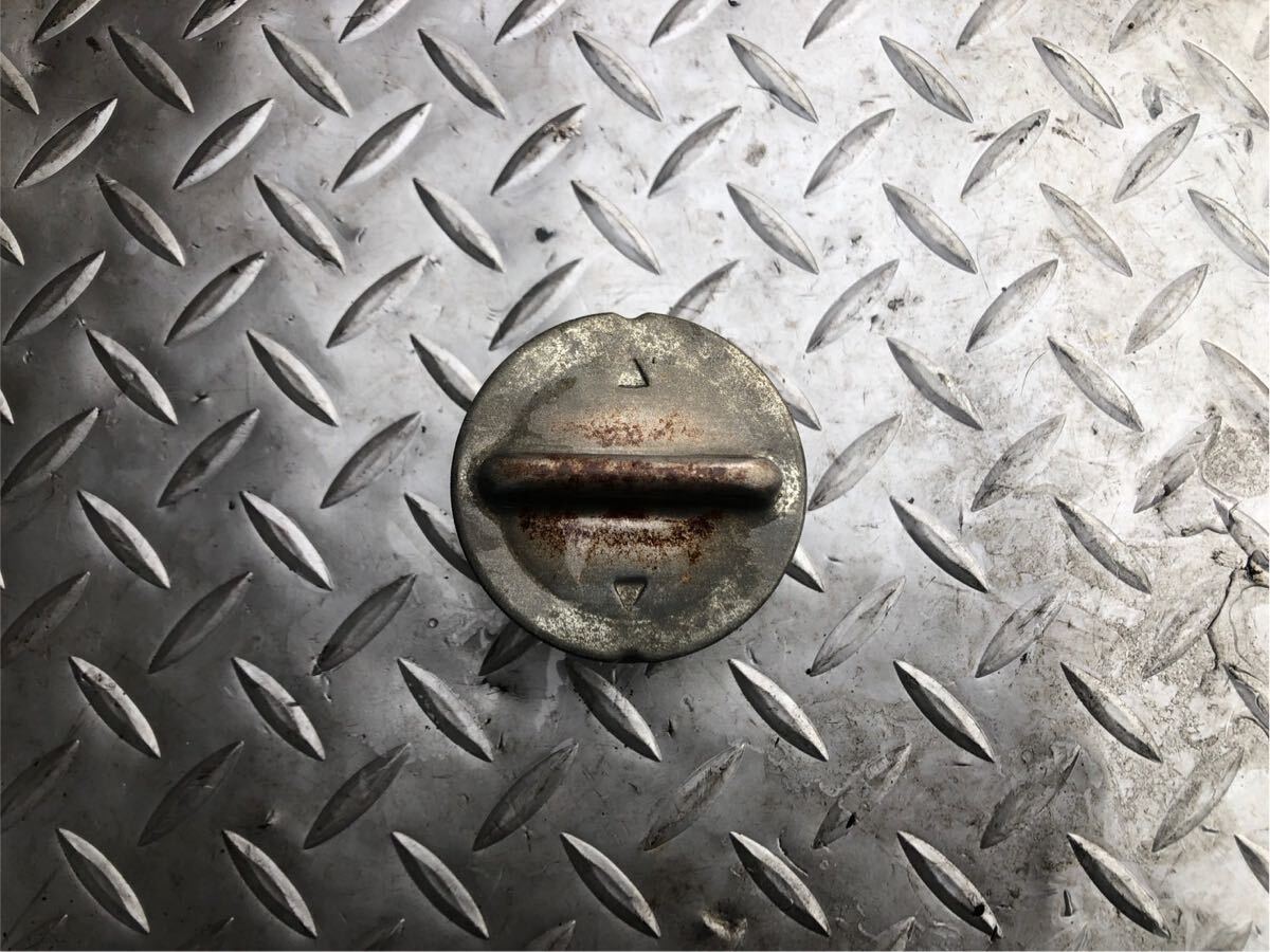 56924■ ホンダ ライブディオZX AF35 (202番台〜) AF34 AF27 AF28 ガソリン タンク キャップ フタ拍卖