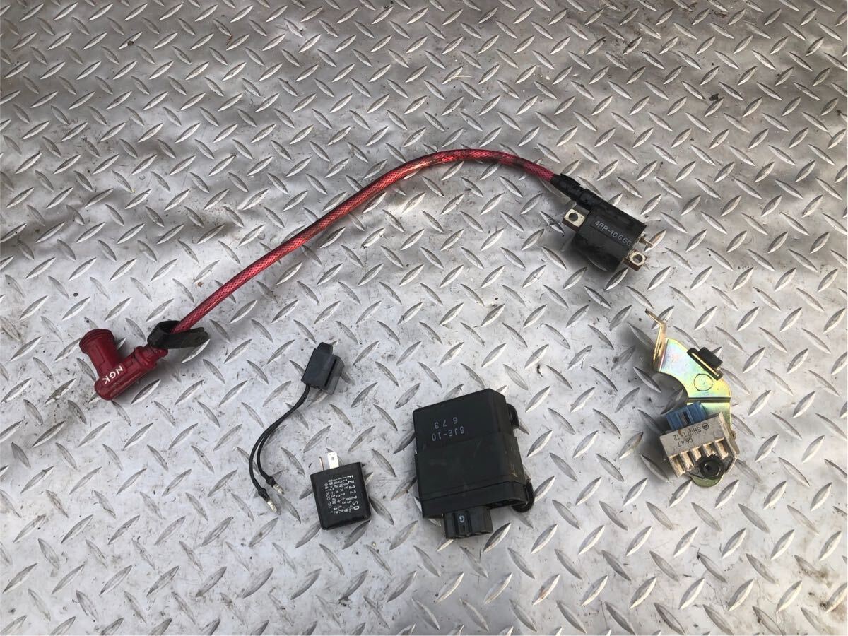 57098■ ヤマハ YB-1 UA05J (01番台〜) 実働 CDI (5JE-10) イグニッションコイル リレー レギュレーター 電装系拍卖