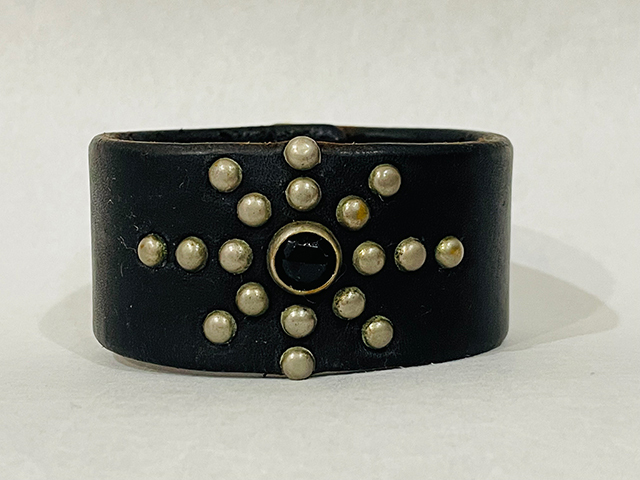 ★USED★スタッズブレス おまけ付き!!拍卖