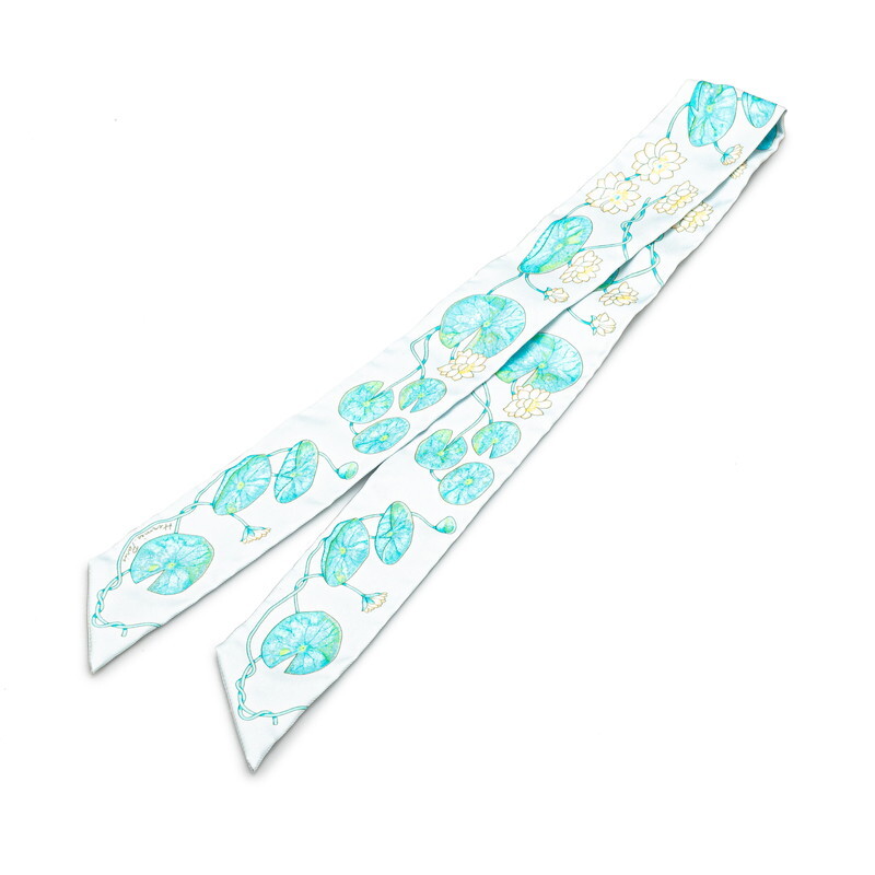 エルメス ツイリー 蓮の花 スカーフ ライトブルー ホワイト マルチカラー シルク レディース HERMES 【中古】拍卖