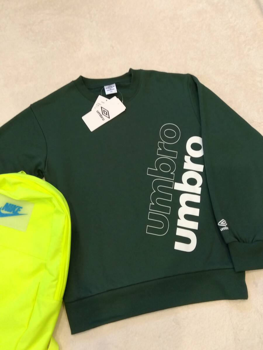 160 新品 アンブロ umbro 暖か裏起毛 トレーナー グリーン拍卖