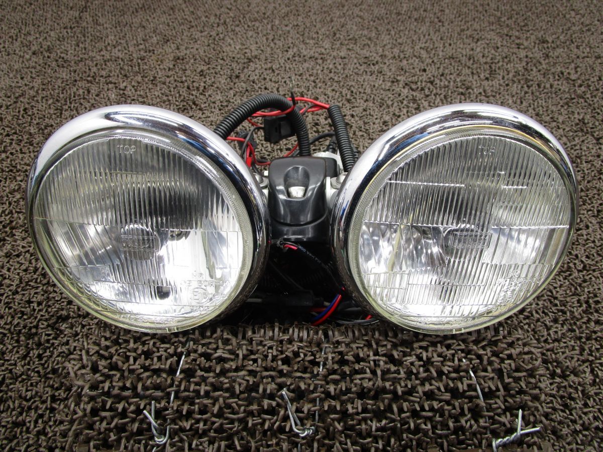 トライアンフ スピードトリプル955i ヘッドライト ▲V837!TE508 【 M 】 TRIUMPH Speed Triple 動画有 インジェクション拍卖