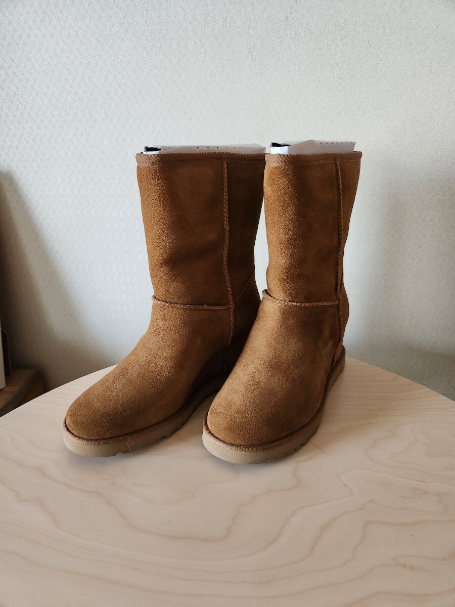 新品 UGG☆アグ ムートンブーツ☆ブーツ クラッシックフェムショート☆チェスナット サイズ6☆23cm 拍卖