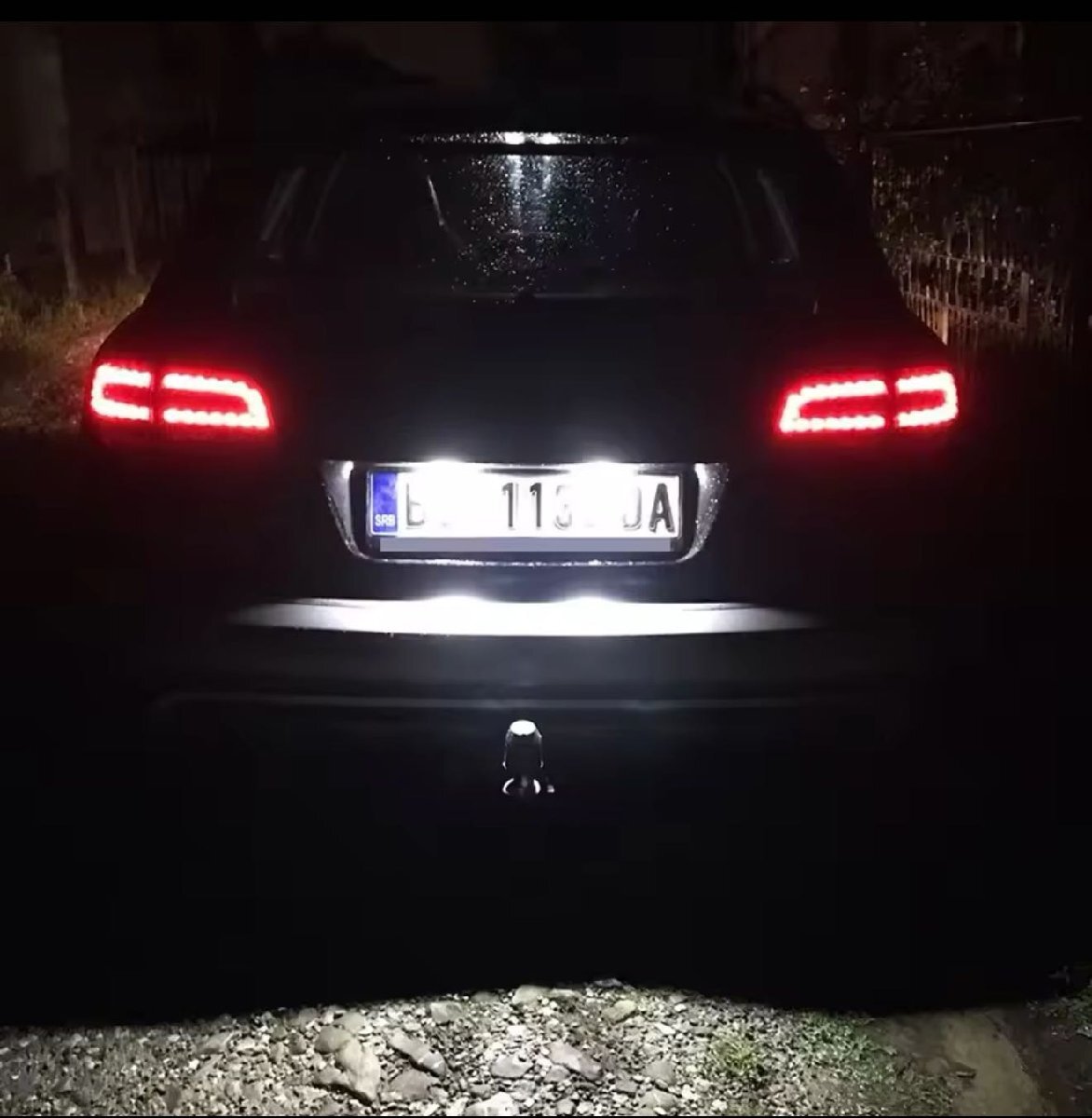 激白光 ! 交換式 ! LED ナンバー灯 ライセンス ランプ アウディ A5カブリオレ B8 2.0TFSI クワトロ カブリオレ拍卖