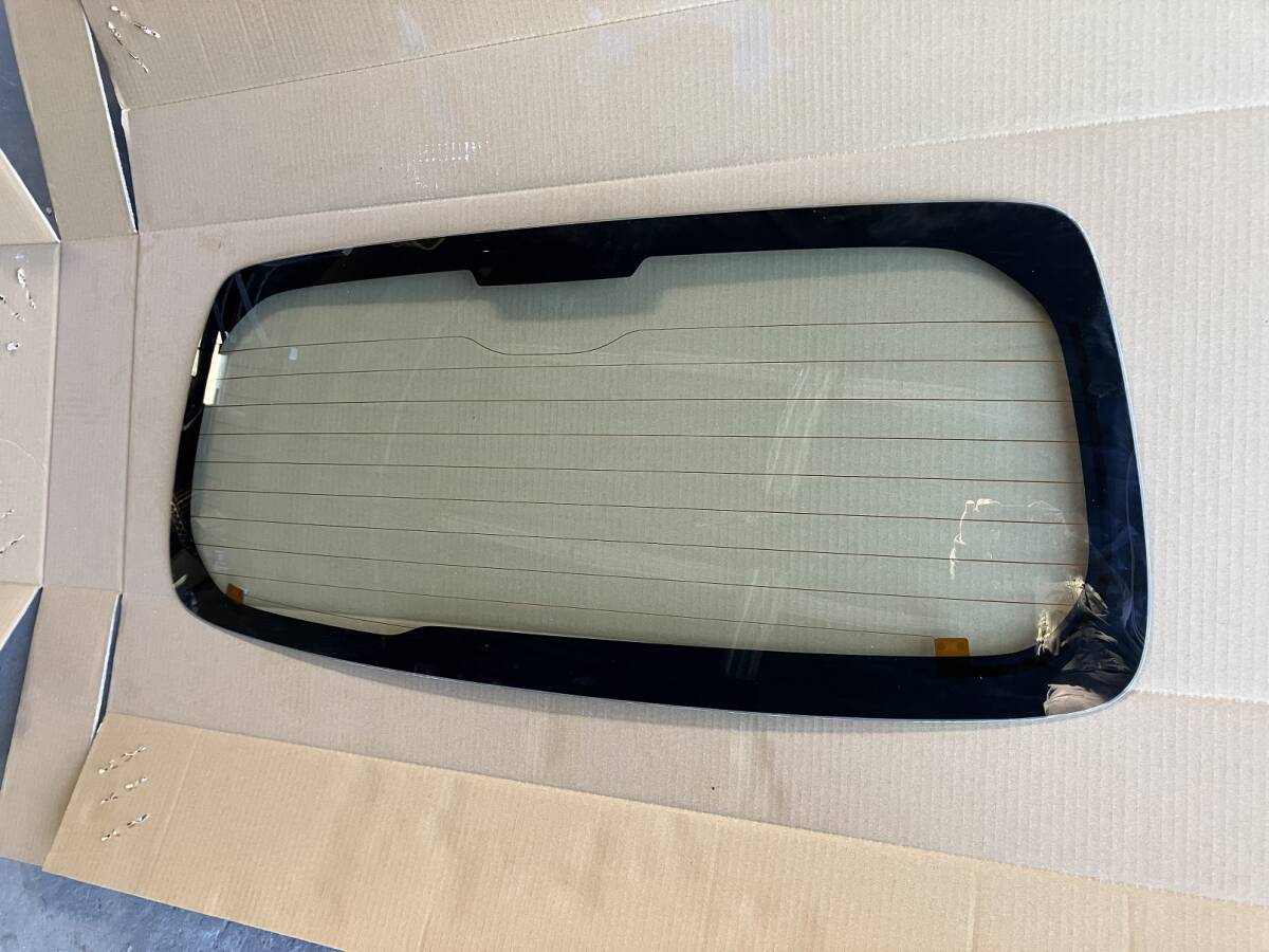 送料込み!HA36Sアルト バックドア ガラス・リア ゲート ガラス拍卖