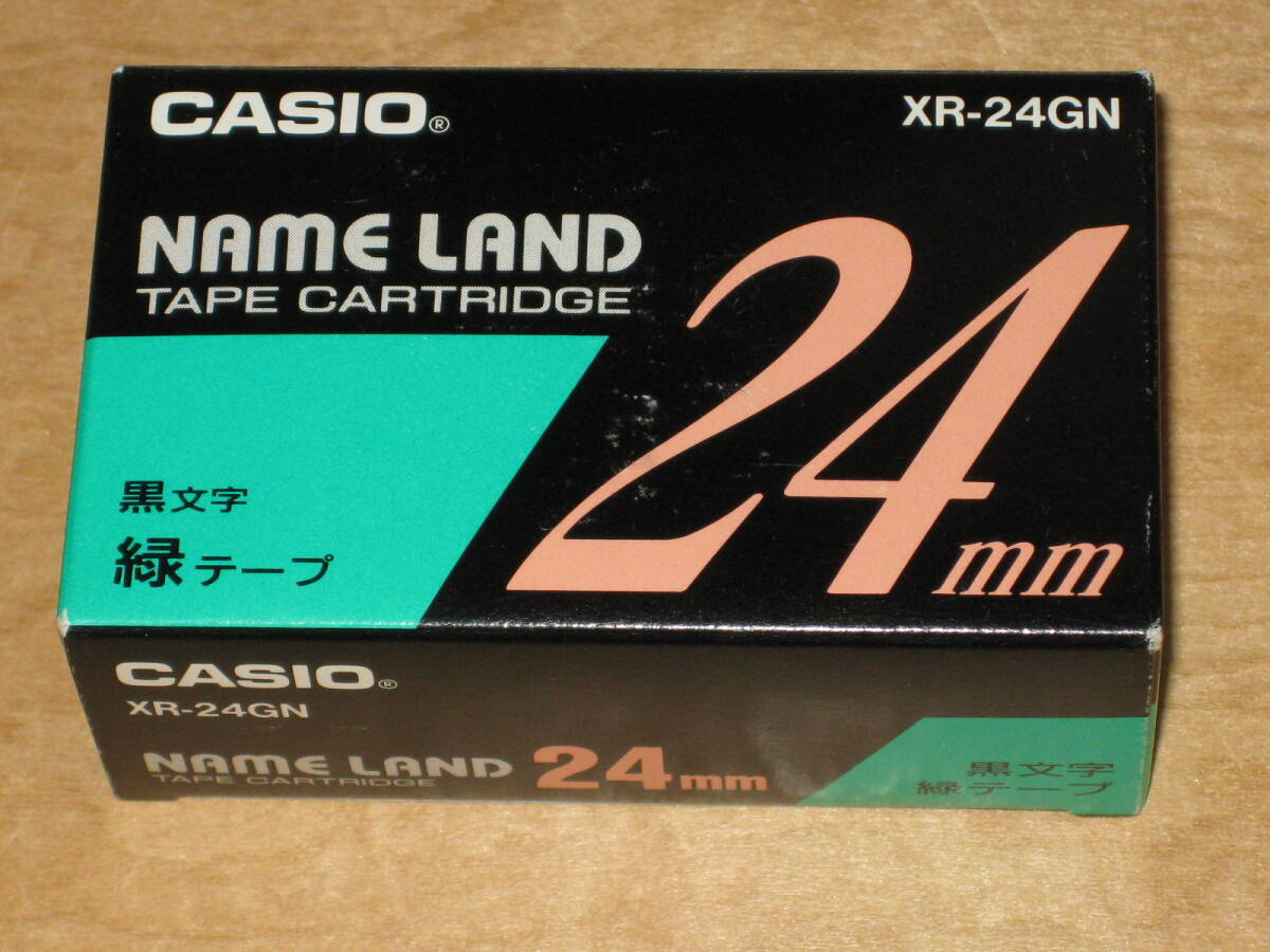 未使用品 CASIO Name Land Tape Cartridge/ カシオ ネームランド テープカートリッジ 黒文字 緑テープ 24mm XR-24GN 送¥290~拍卖