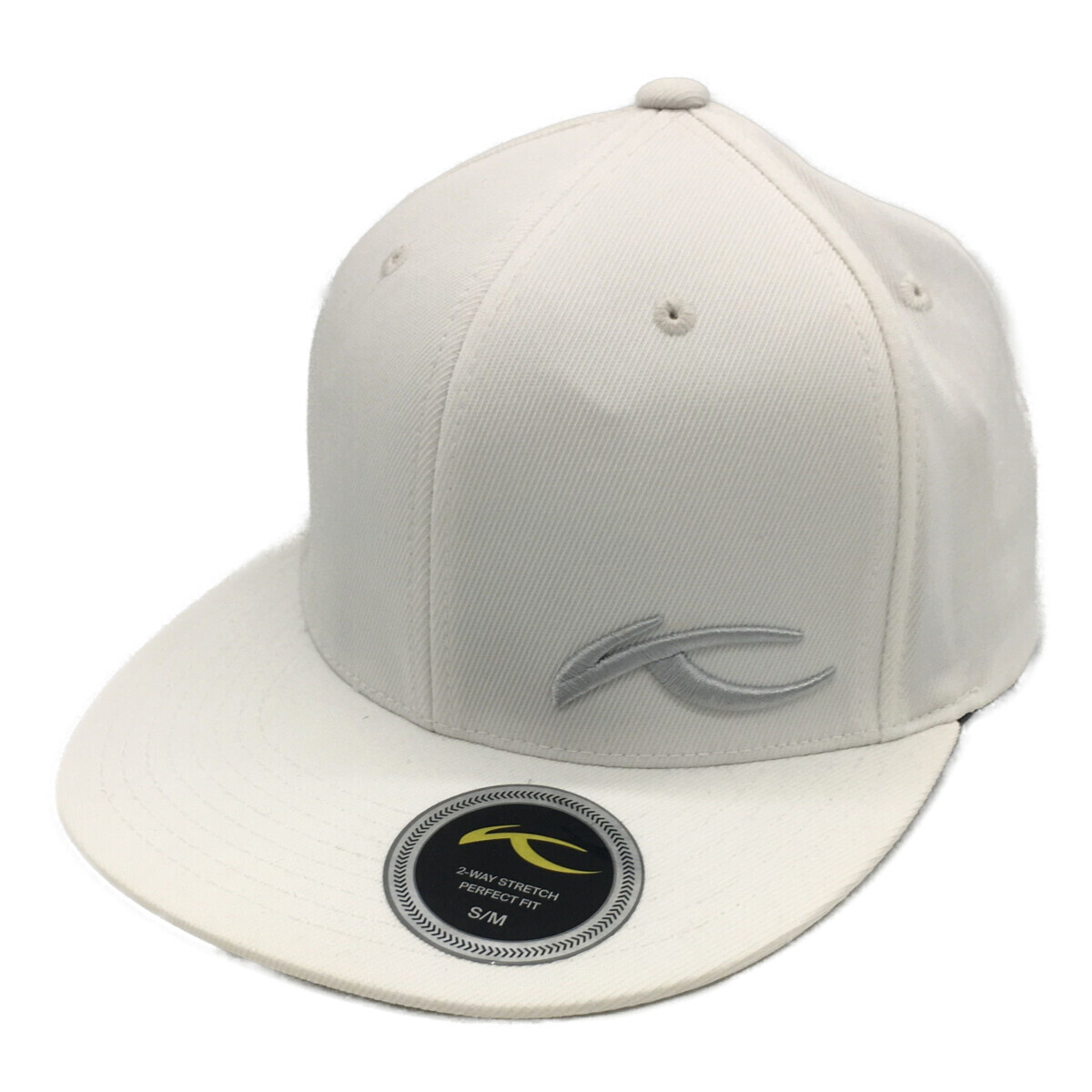 coco 中古【値下げ】 チュース KJUS フラットキャップ S/M ホワイト ストレッチ エンブレム風ロゴ レターパックプラス発送可 102138拍卖