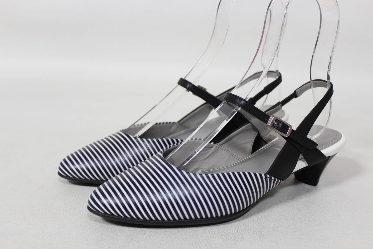 05■新品♪フィットフィット バックストラップパンプス(23.5cm)拍卖