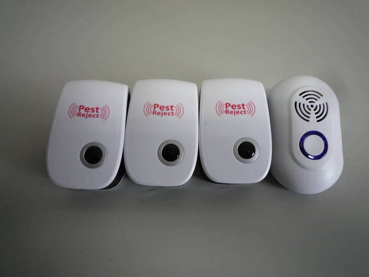i112803 Pest Reject 3個 Electronlc Pest Repeller 1個 超音波式害虫駆除機 合計4個拍卖