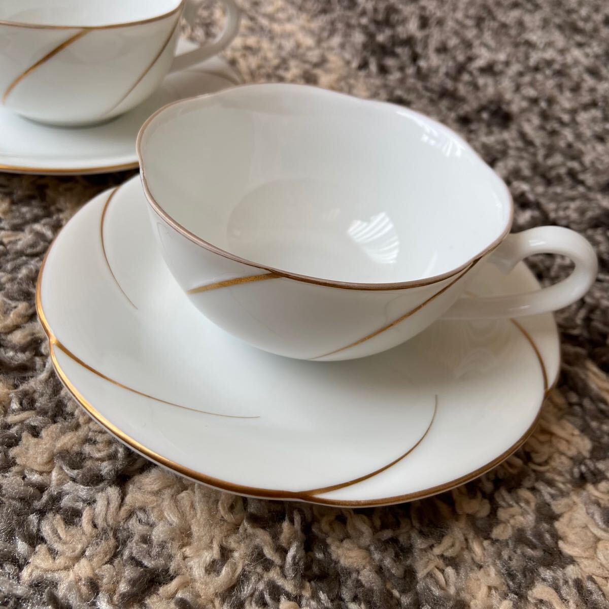 中古 HOYA 保谷 カップ&ソーサー ペア 2客 whiteshadow ホワイトシャドウ 白磁×金彩 昭和レトロ ティーカップ 新生活拍卖