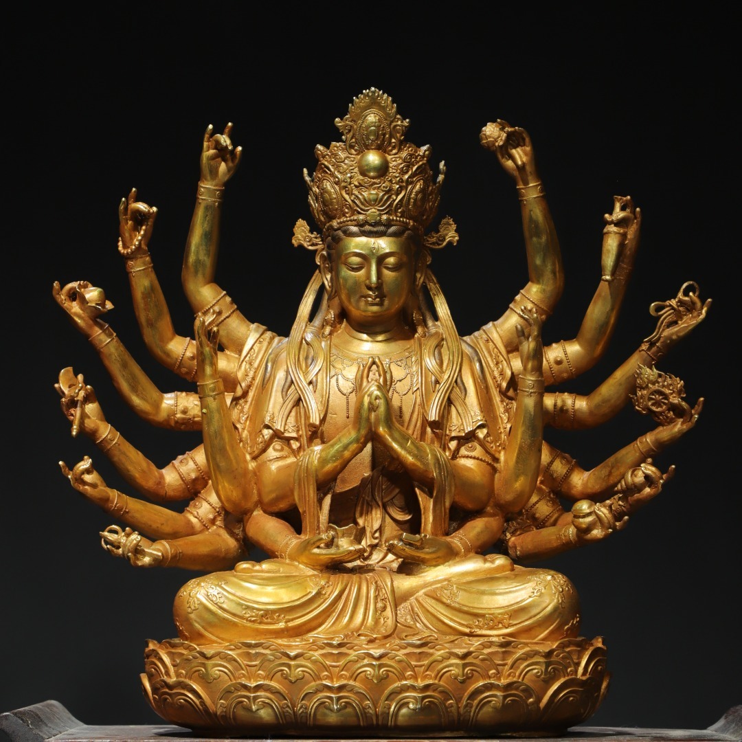 ◆旧家蔵出◆古美術 中国古玩 明時代 古銅製 塗金 十八臂 菩薩 仏造像 細密細工造 置物 擺件 古賞物 骨董 時代物 A01拍卖