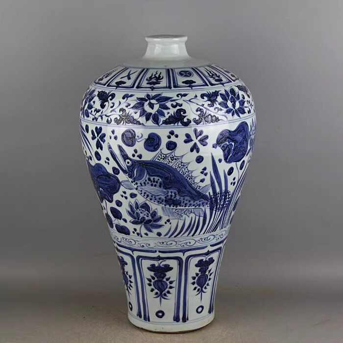 ◆旧家蔵出◆古美術 中国古玩 元時代 元青花 纏枝蓮 荷叶魚藻紋梅瓶 古賞物 骨董 時代物 CN01拍卖