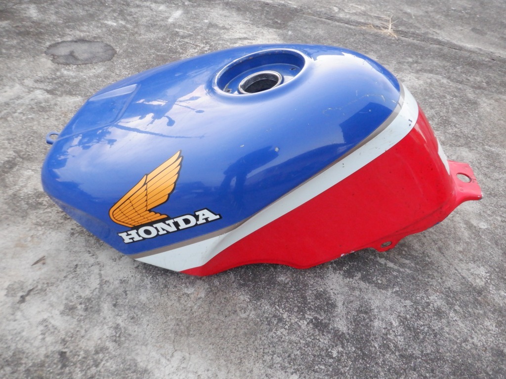 CBR400RR NC23 純正燃料タンク ガソリンタンク 目立つ錆・凹み無し!拍卖