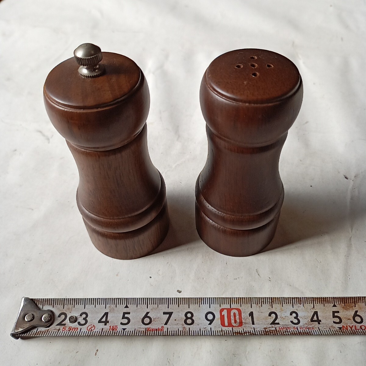 No.745 ペッパーミル 塩胡椒入れセット 木製 ウッディ ペッパー ソルト 調味料入れ拍卖