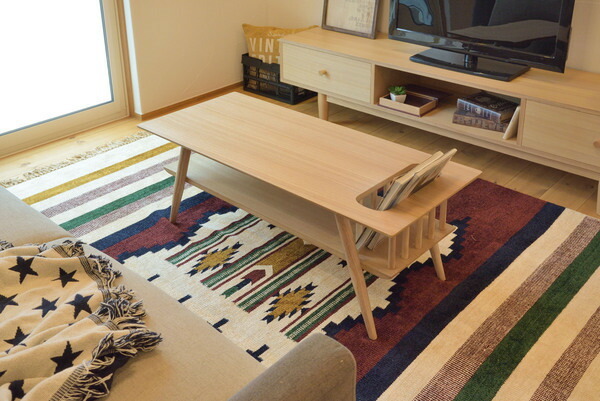 【センターテーブル】 コーヒーテーブル 北欧 ローテーブル マガジンラック付 カジュアル 天然木 木製 カフェテーブル 幅105センチ拍卖