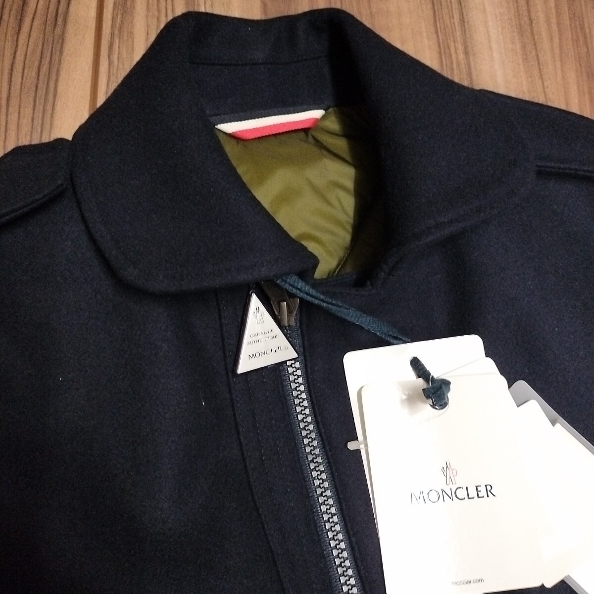 未使用品 モンクレール ウール100%ダウンジャケット 定価244200円 ネイビー サイズ1拍卖