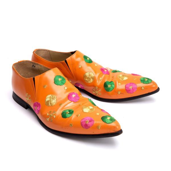 コムデギャルソンCOMME des GARCONS エンブロイダリーレザーシューズ オレンジ緑他24拍卖