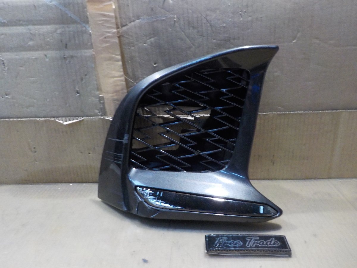 ♪レクサス GVF50 LS Fスポーツ フロントバンパーホールカバー 右 53115-50070 純正【送料込み】拍卖