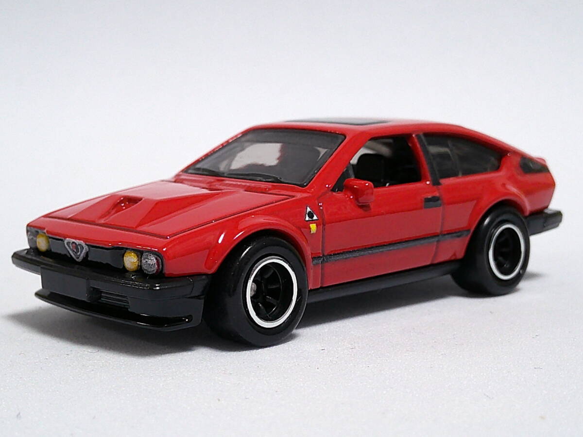ホットウィール (朱) アルファロメオ GTV6 3.0 <ルース> Hot Wheels 拍卖