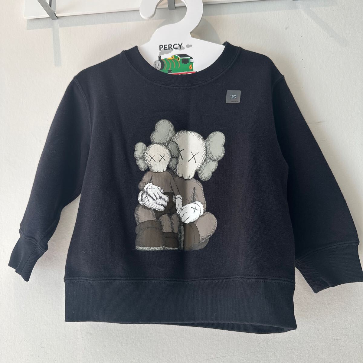 【返品不可】【未使用】UNIQLO×カウズ トレーナー size100 キッズ スウェット 拍卖