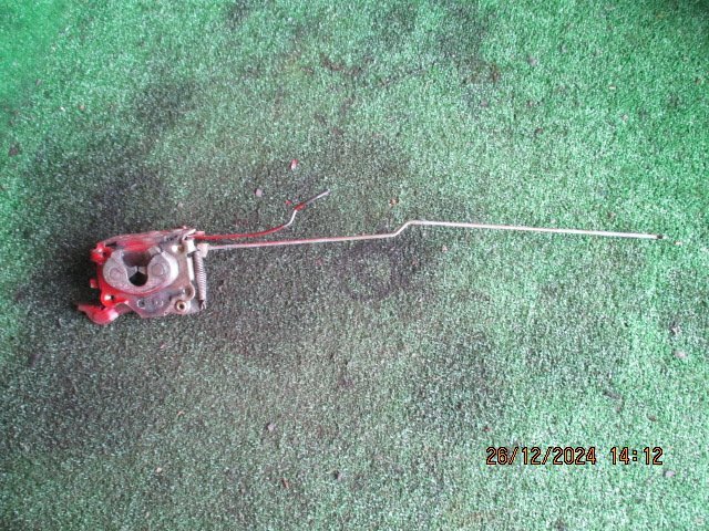 (0326)116 アルフェッタ 2000GTV 左側ドアロック拍卖