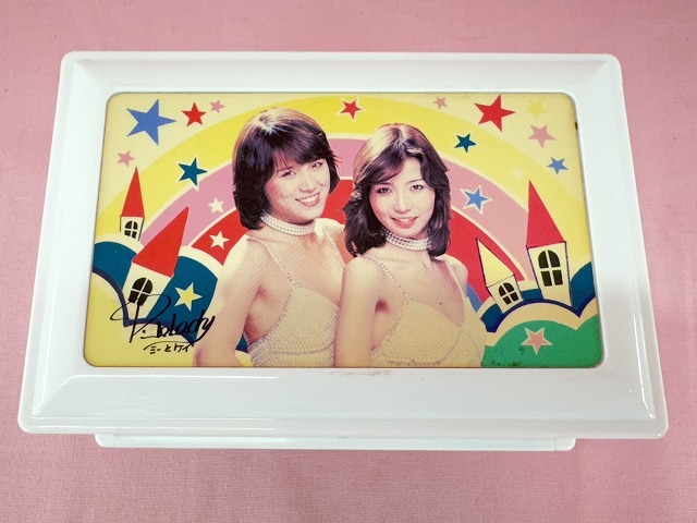 241202★☆当時物 ピンクレディ オルゴール くるくる回る人形付き 昭和レトロ 現状品☆★拍卖