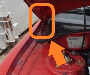 三菱 ミツビシ エクリプス スパイダー D38A/D32A 未使用 純正 ボンネット ヒンジ 右 フロント フード 金具 B0163-2拍卖