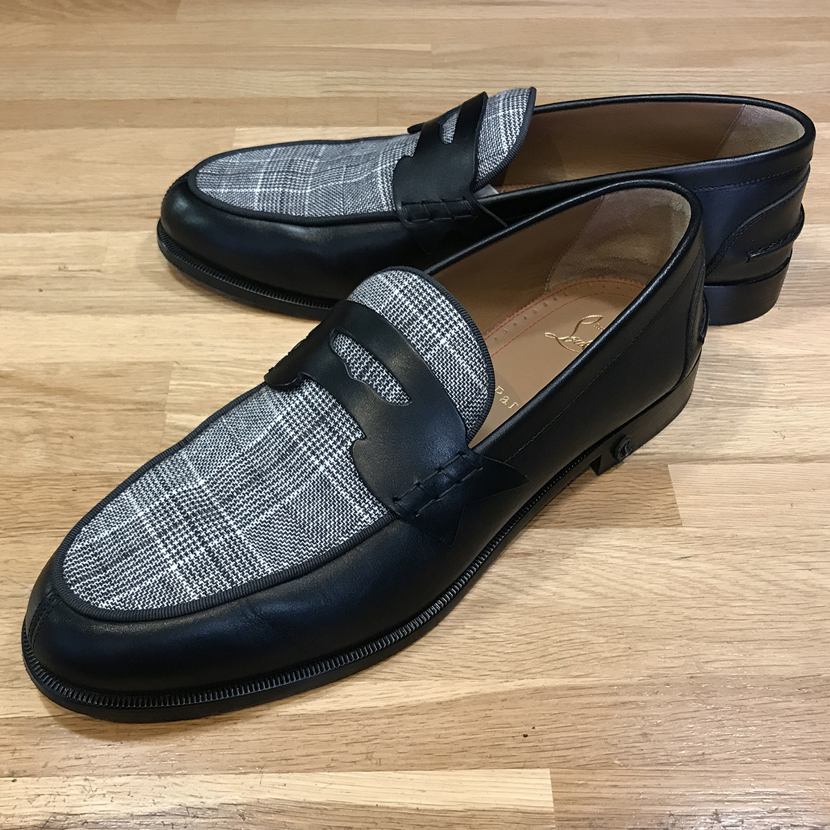 【超美品】ルブタン NO PENNY FLAT ローファー グレンチェック柄 ブラック グレー #42 約27cm 1220325 黒 メンズ 13151拍卖