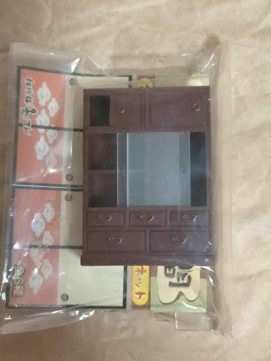 非売品 景品 昭和の茶の間 食器棚 マグネット ミニチュア フィギュア 昭和 茶の間 ドールハウス dollhouse Showa cabinet miniature Figure拍卖