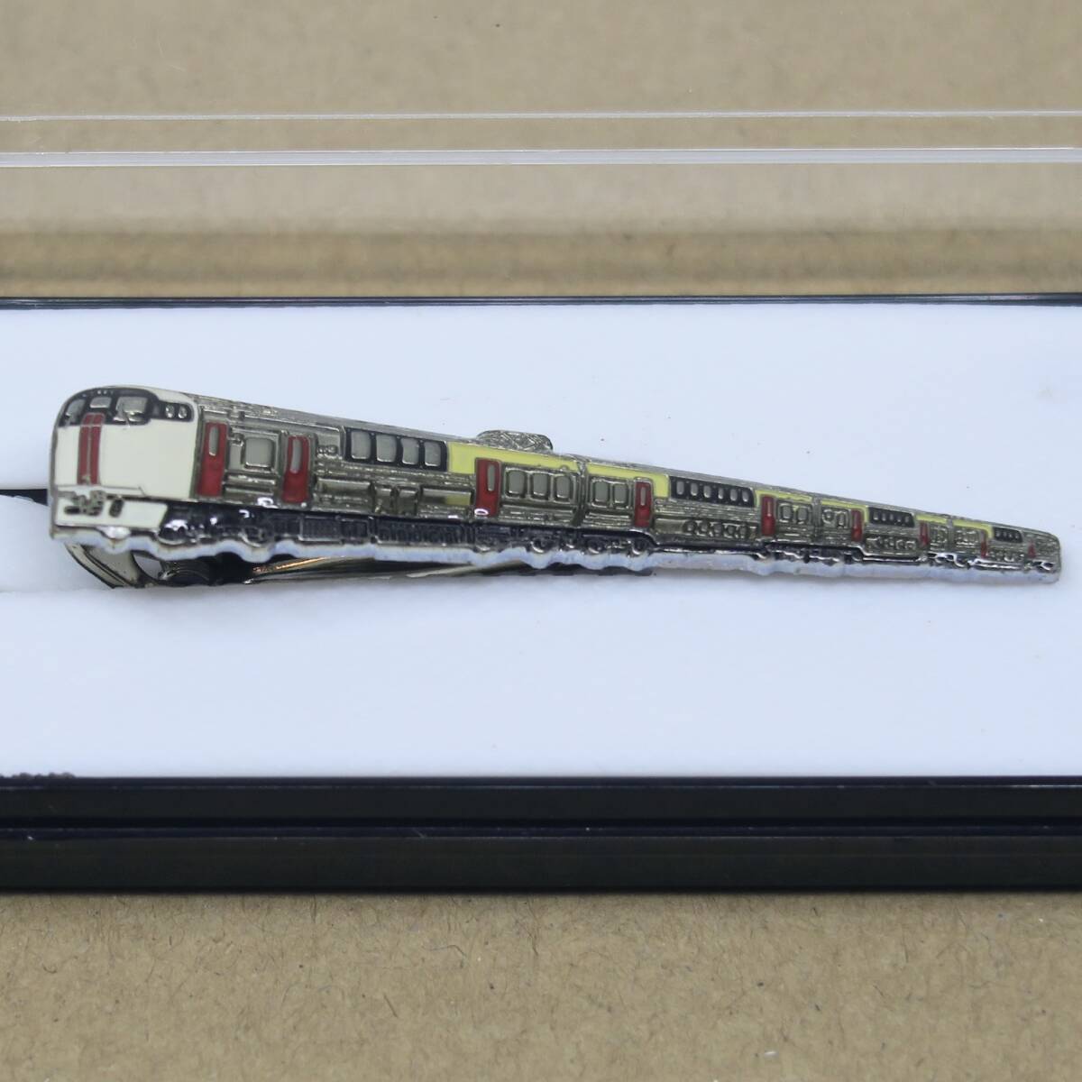 JR東日本 215系 オールダブルデッカー車 完成記念 ネクタイピン タイピン 鉄道グッズ 鉄道 電車拍卖