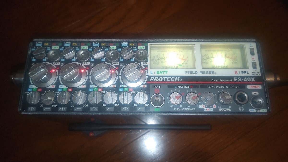 動作品【48V12Vファンタム対応】PROTECHプロテック4CHフィールドミキサーFS-40X ポータブルミキサー拍卖
