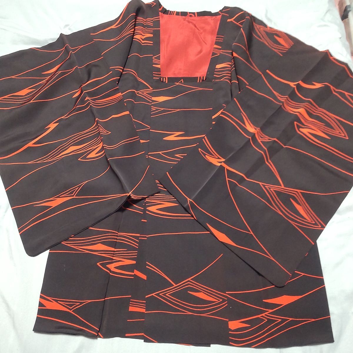 道行コート 赤黒 波? 着物コート 和装コート拍卖