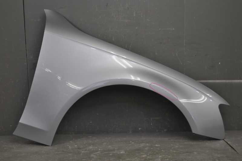 アウディ A4 アバント 1.8T TFSI (8KCDH B8) 純正 破損無 右 前 フロント フェンダーパネル Fフェンダー LX7W 銀 シルバー s016717拍卖