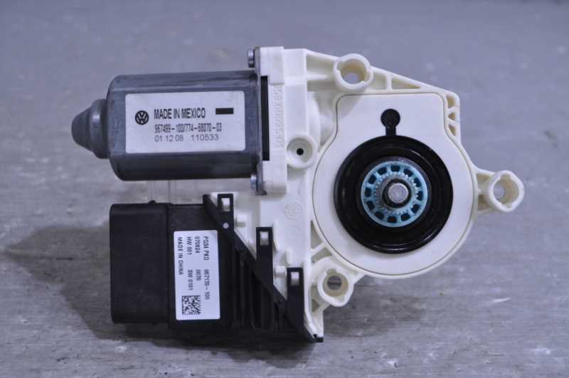 ニュービートル 後期 純正 破損無 取付OK 動作保証 左 フロント レギュレータ モーター 967499-100/774-68070-03 k087955拍卖