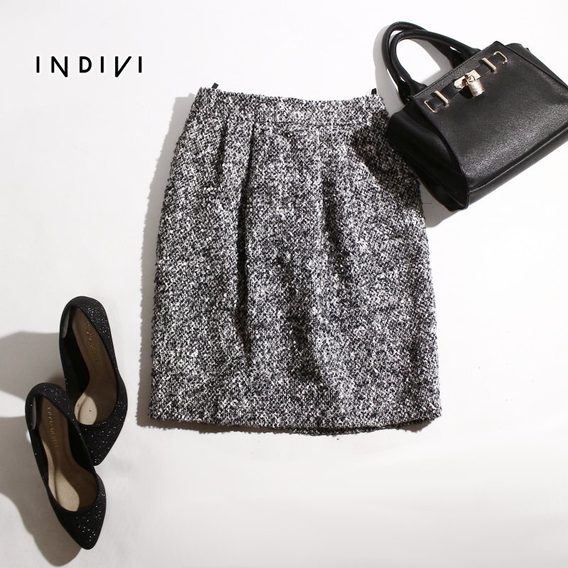 美品 厚手 インディヴィ INDIVI 株) ワールド 秋 冬 ミックス ツイードスカート 9号 38 ブラック 黒 ホワイト 白 ミセス フォーマル 綺麗め拍卖
