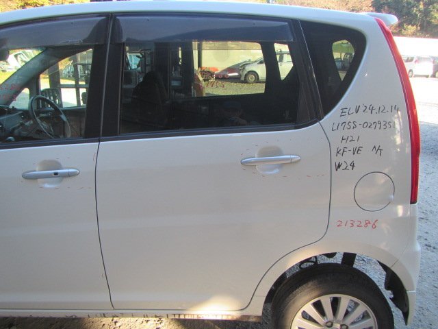 【個人宅配送不可】ダイハツ ムーヴ L175S H21年式 ■左リアドア ■パールホワイトⅢ 中古 ★213286拍卖