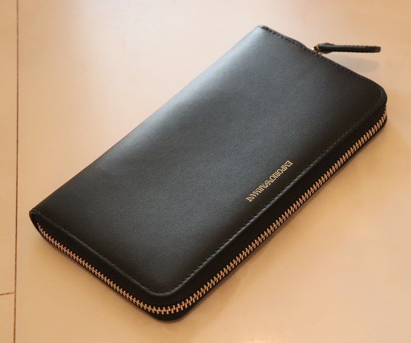 EMPORIO ARMANI エンポリオアルマーニ 新品メンズラウンドジップレザー長財布拍卖