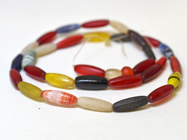 ●わくわく とんぼ玉★ANTIQUEボヘミアミックスカラー6角棒状ビーズ一連6 蜻蛉玉,トンボ玉【2412】【JB20025-6】拍卖