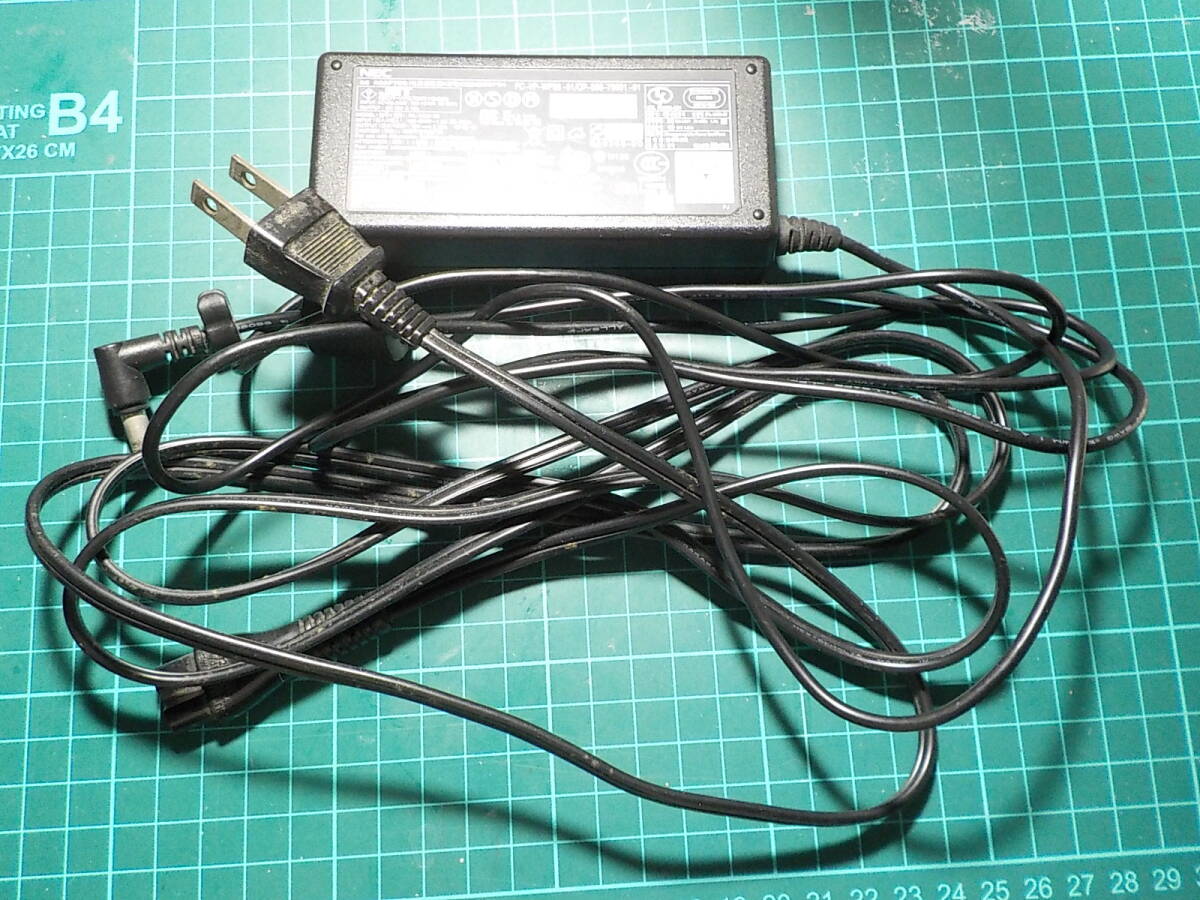 NECノートパソコン ACアダプター 形式PA -1600ー05 19V 3.16 A拍卖