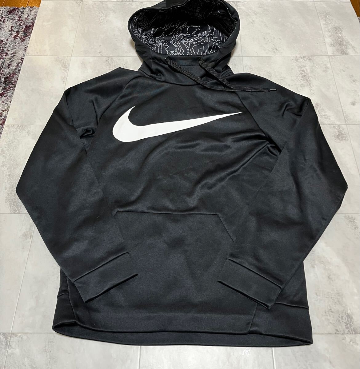 美品!NIKE ナイキ 裏起毛 パーカー Sサイズ ブラック 黒 フーディー ビッグスウォッシュ DRI-FIT ビッグ スウッシュ拍卖