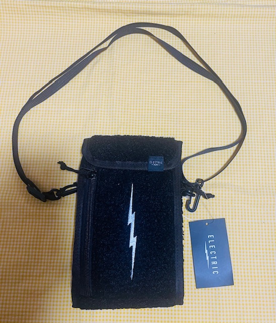 【即決】新品・未使用 ELECTRIC BOA MULTI SHOLDER PASS BLACK ボアマルチショルダーパス ブラック エレクトリック もこもこかわいい35%OFF拍卖