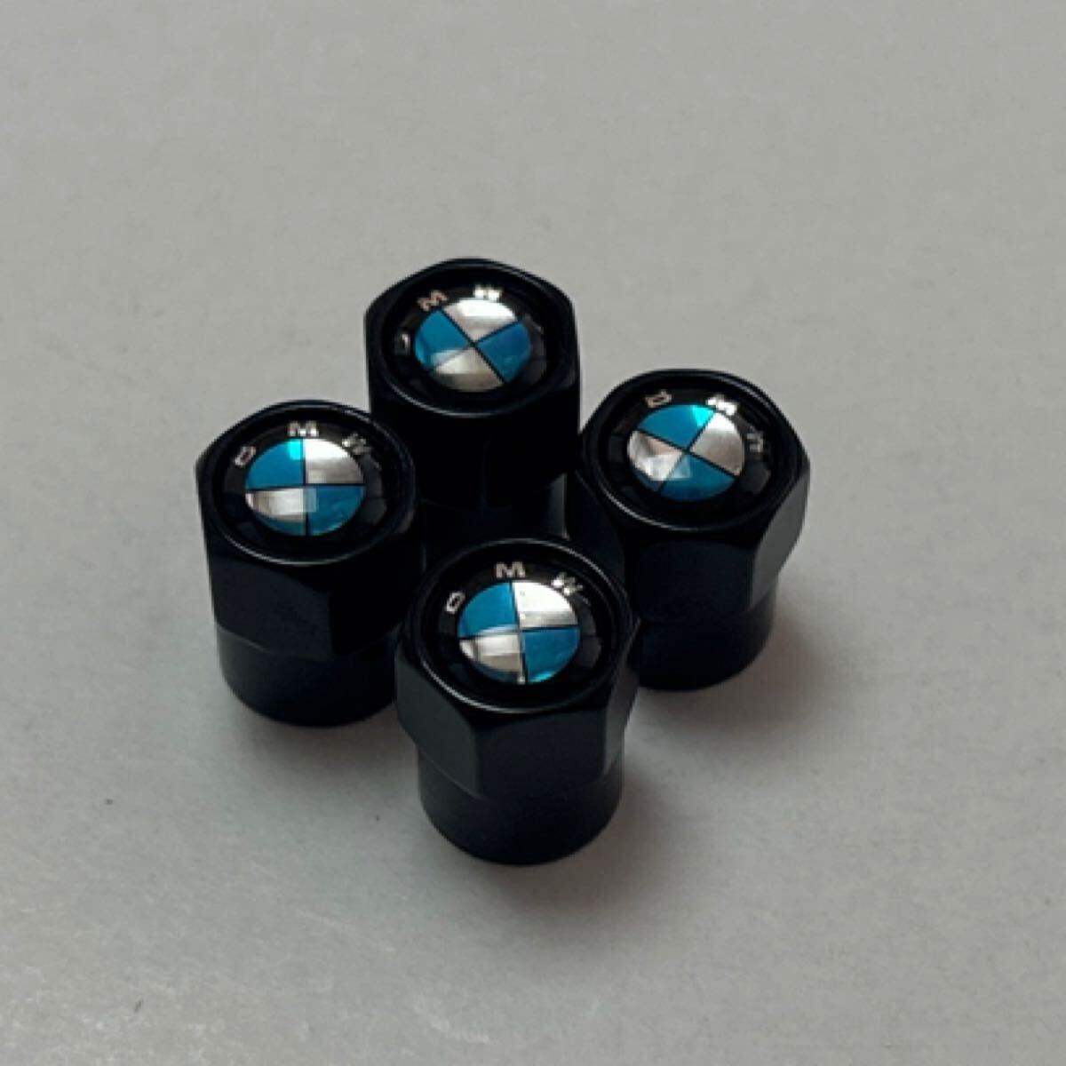 BMW エア バルブキャップ ブラック E60 E61 E65 E66 E70 E71 E81 E83 E85 E87 E89 E90 E91 E92 E93 F01 F07 F10 F11 F20 F30 F31 F36!!拍卖