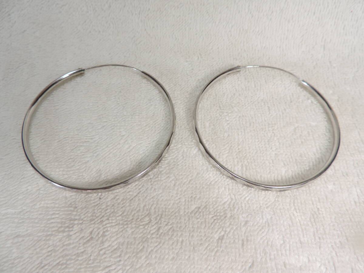 【質問欄より値下げ交渉可】美品・S925シルバー リングピアス・4ミリ幅・サイクル・直径:6cm アクセサリーサイズ:特大・総重量約:9g拍卖