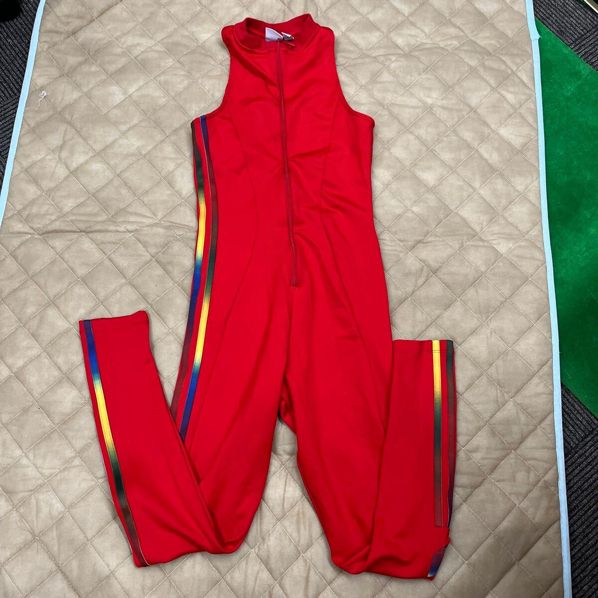 超お値打ち出品 小さめサイズ adidas Lady's フロントジップスリーブレスジャンプスーツ Sサイズ 赤 新品試着のみ拍卖