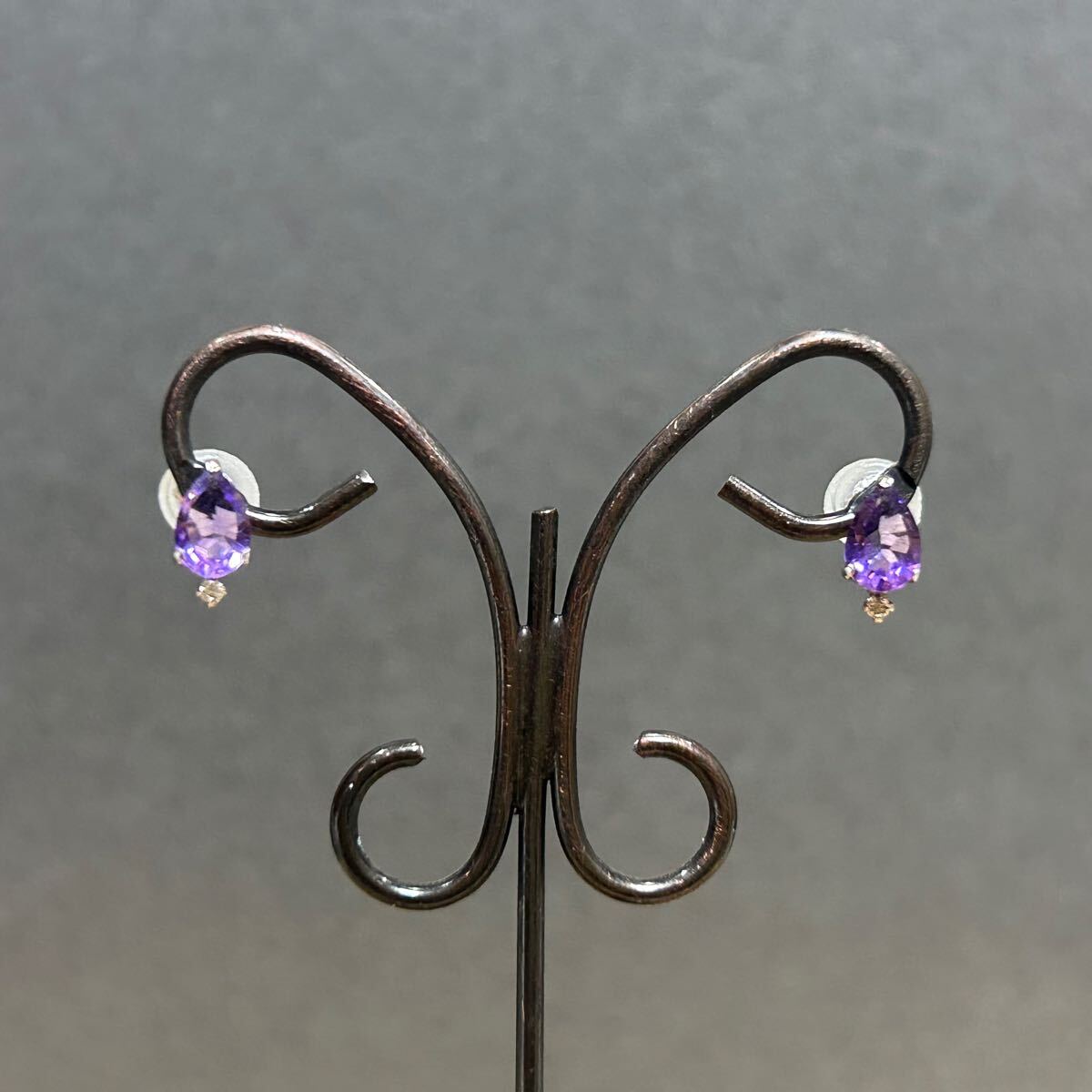 【新品】K18WG★ドロップデザインピアス 18金ホワイトゴールド アメジスト ダイヤモンド 紫 キャッチ 拍卖