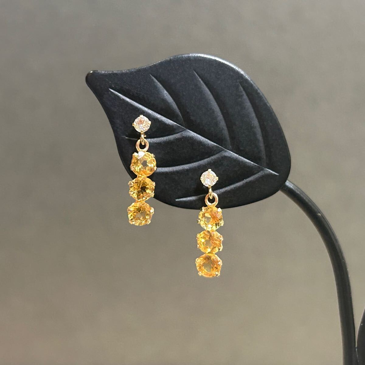 【新品】K10WG★デザインピアス 10金ホワイトゴールド シトリントパーズ オレンジ 揺れるピアス拍卖