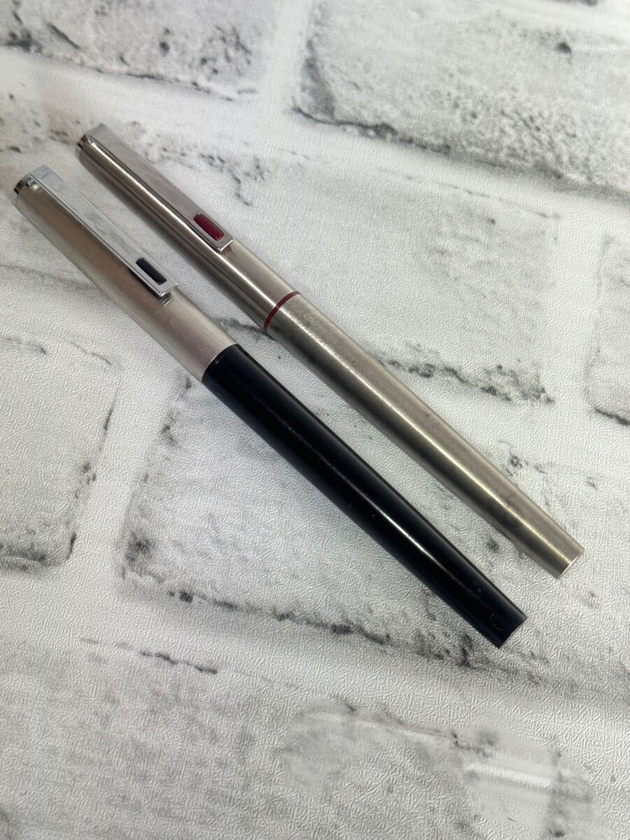 P151 SAILOR/セーラー 万年筆2本セット ペン先 F-3刻印 ブラック 黒&レッド 赤 アンティーク 筆記用具 文房具拍卖