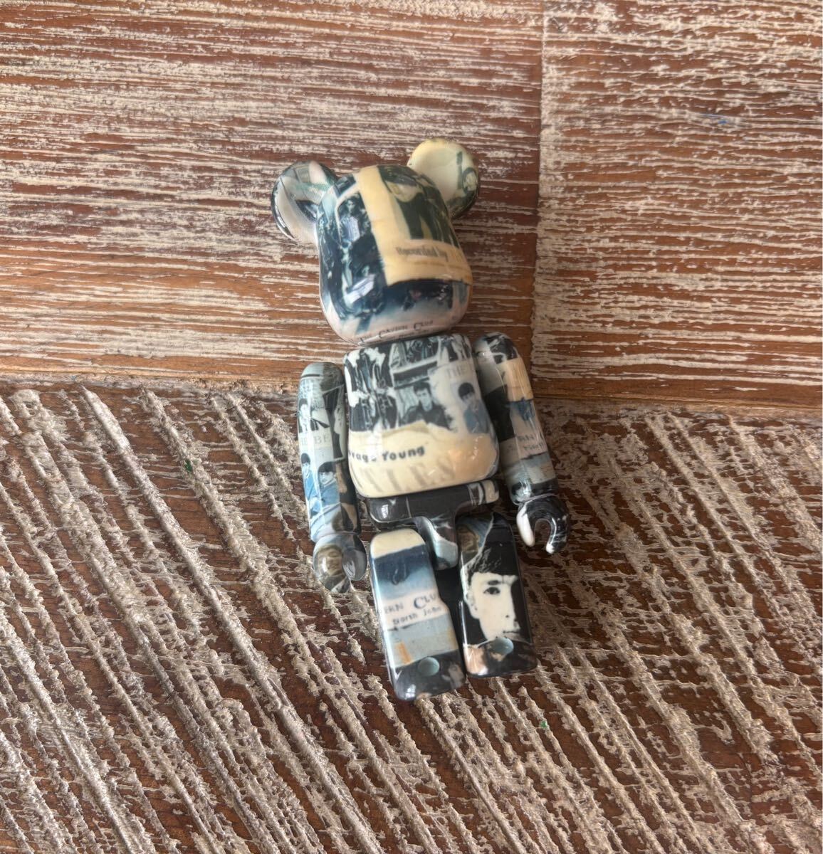 ベアブリック /BE@RBRICK The Beatles'Anthology 100%(メディコムトイ・フィギュア・ビートルズ拍卖