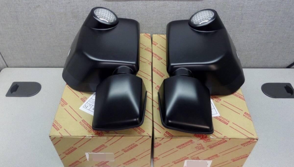 ■新品■トヨタ純正 FJクルーザー サイドミラー ドアミラー デイライト付 トレイルチーム 左右セット 拍卖